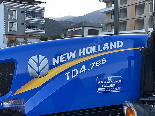 Machinery / Agricultural Machines / Tractors / New Holland / TD4.78B
