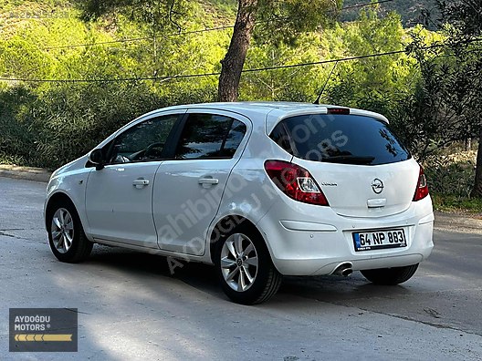 Vasıta / Otomobil / Opel / Corsa / 1.4 / Enjoy