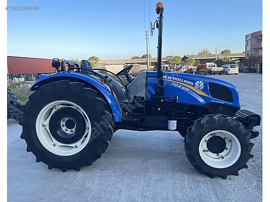 Machinery / Agricultural Machines / Tractors / New Holland / TD4.65B