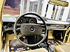 Sarı Mercedes-Benz 230.6
