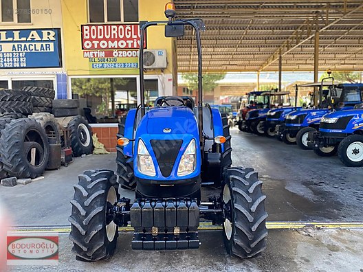 Machinery / Agricultural Machines / Tractors / New Holland / TD4.90B