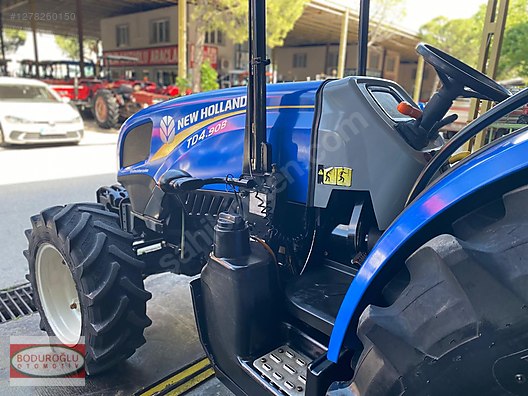 Machinery / Agricultural Machines / Tractors / New Holland / TD4.90B