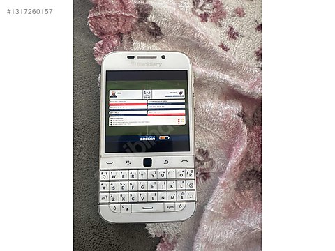 16 GB Beyaz BlackBerry Classic Q20 Cep Telefonu - 1317260157
