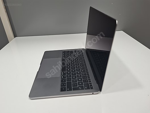 Apple Macbook / MACBOOK PRO 2017+ İ5 2.3 GHZ + 8 GB RAM + 256 GB