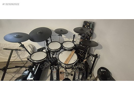 Roland TD 27 KV Full Set (Ek aksesuarlar da dahil) - Bateri ve