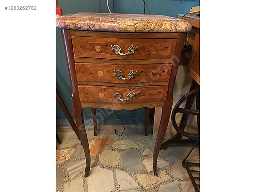 Used & Brand New Items / Antique / Furniture / Den & Living Room / Antique Cupboard