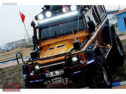 land rover defender 130 2 5 td