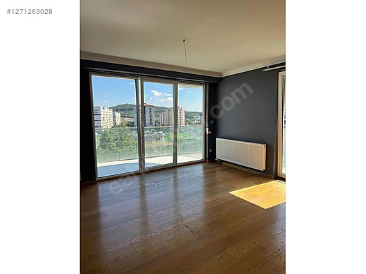 Viaport houses suites