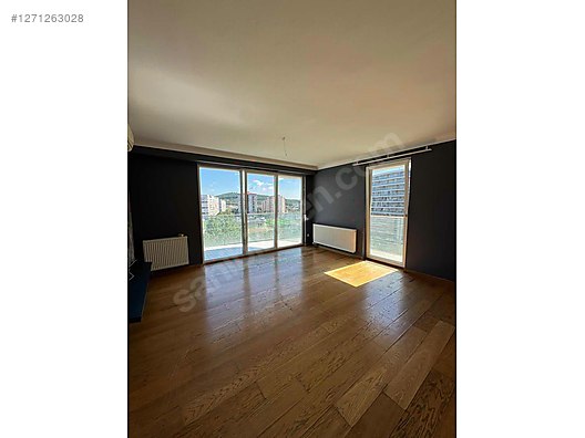 Viaport houses suites