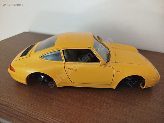 Burago Diecast Model 1:18 Porsche Araba - 1326263819