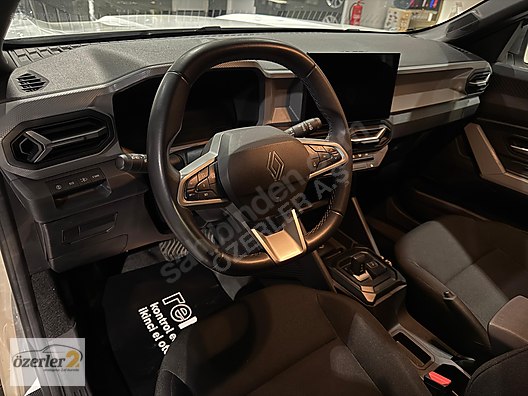 Vasıta / Arazi, SUV & Pickup / Renault / Duster / 1.6 E-Tech / Evolution