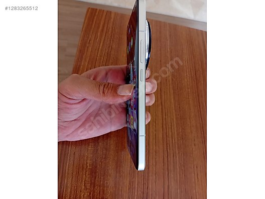 Used & Brand New Items / Cell Phones & Accessories / Cell Phones / Xiaomi / 14 Ultra