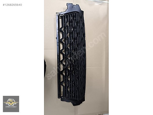 DACİA DUSTER 2018-2022 TAMPON ORTA IZGARA 622544890R - İlan ve