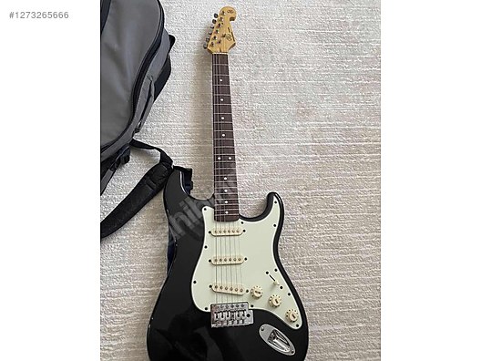 İkinci El ve Sıfır Alışveriş / Müzik / Müzik Aletleri / Telli Çalgılar / Gitar / Elektro