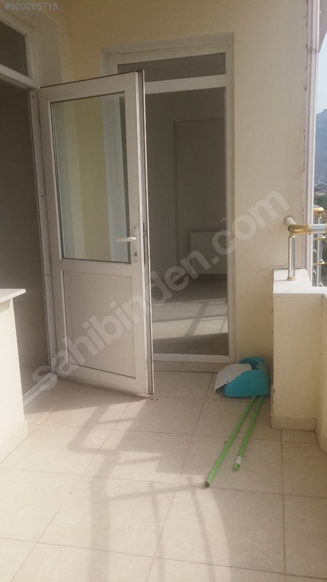 POLİS EVİ�NİN YANINDAKI SOKAKTA 2+1 FERAH DAİRE Satılık Daire