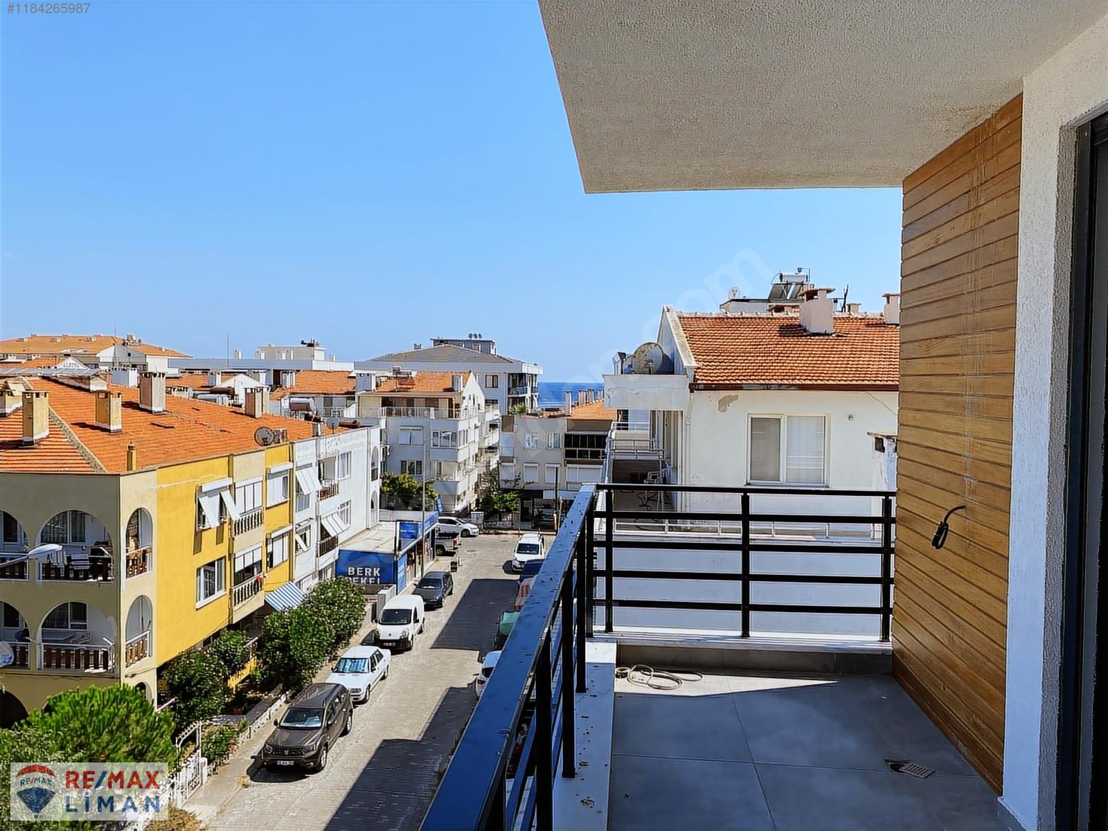 Ayvalik Satilik Daire