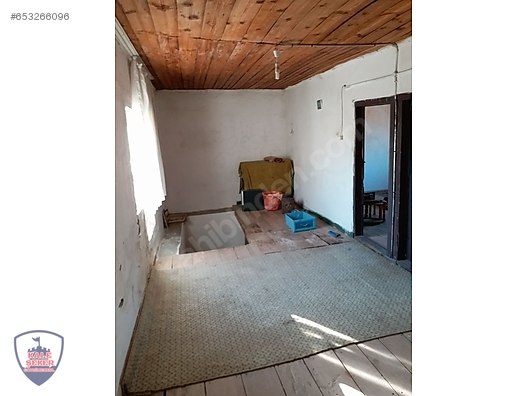 Emlak Ofisinden 6+1, 400 m² Kiralık Müstakil Ev 500 TL�ye sahibinden