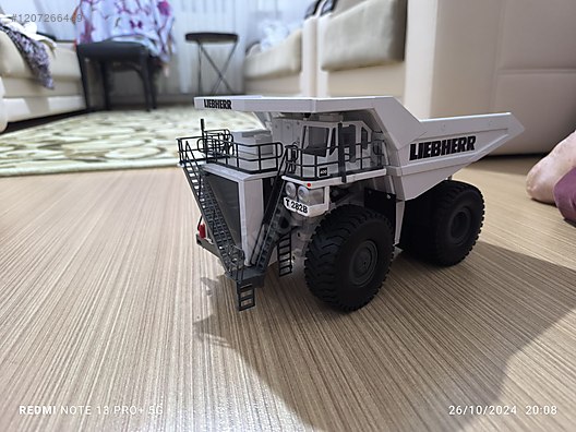Conrad 1:50 Liebherr T282B 2727 Ve Liebherr 996 on sahibinden.com
