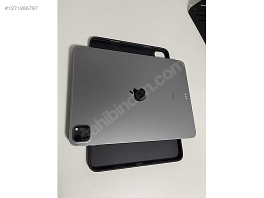 Apple / iPad Pro 4 / Ipad Pro 12.9 inç 4. Nesil (A12Z) on