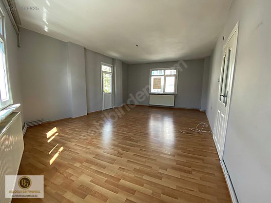 Başokur'dan Bahçelievler Siyavuşpaşa 2+1Asansörlü Arakat Satılık #1271266825