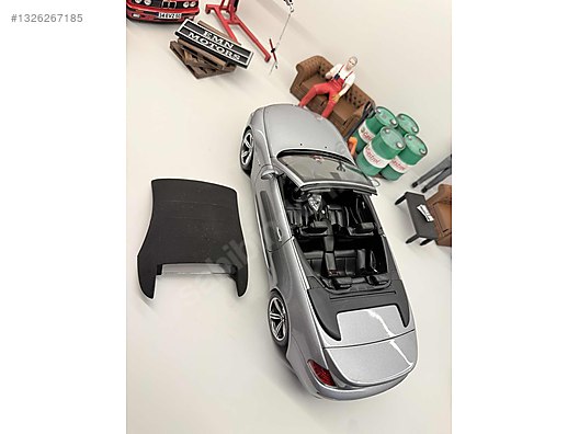 Kyosho Diecast Model 1:18 BMW Araba - 1326267185
