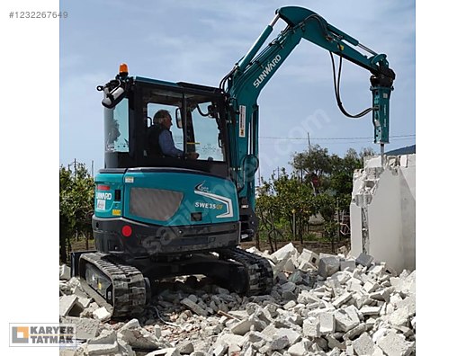 Machinery / Heavy Equipment / For Sale / Excavators / Sunward