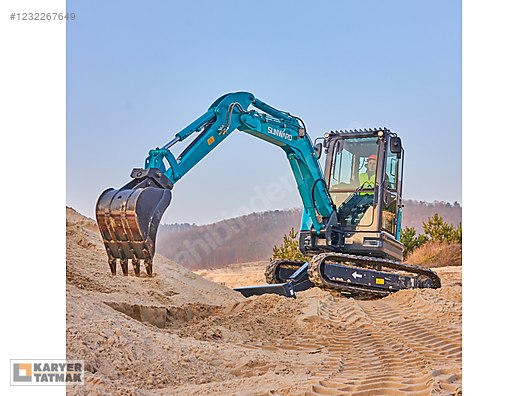 Machinery / Heavy Equipment / For Sale / Excavators / Sunward