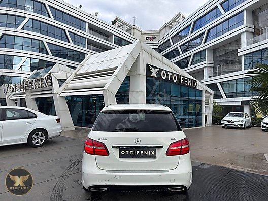 OTOFENİX 2015 MERCEDES B180 CDI AMG CAM TAVANLI 100.970 KM