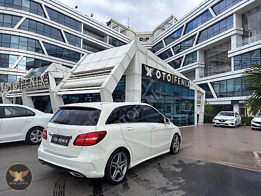 OTOFENİX 2015 MERCEDES B180 CDI AMG CAM TAVANLI 100.970 KM