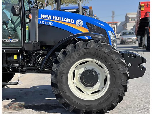 Machinery / Agricultural Machines / Tractors / New Holland / TD110D