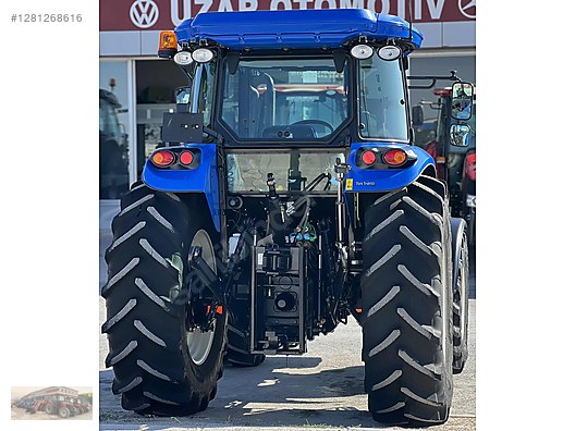 Machinery / Agricultural Machines / Tractors / New Holland / TD110D