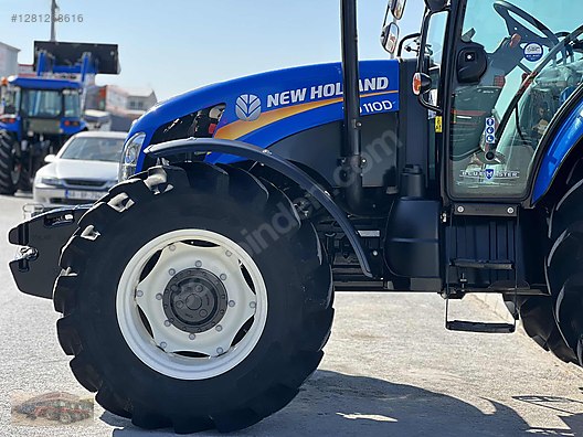Machinery / Agricultural Machines / Tractors / New Holland / TD110D
