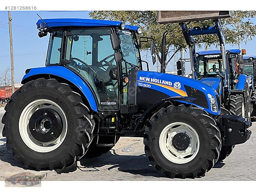 Machinery / Agricultural Machines / Tractors / New Holland / TD110D