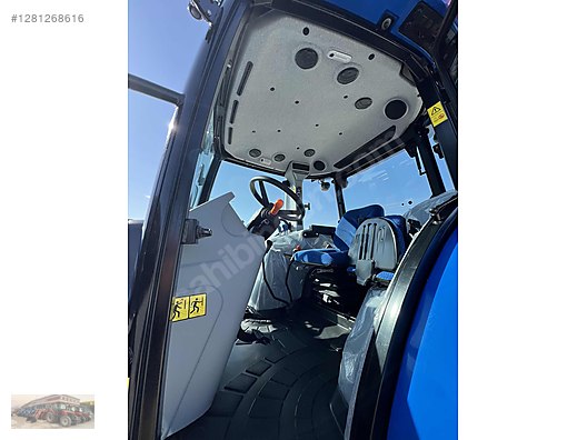 Machinery / Agricultural Machines / Tractors / New Holland / TD110D