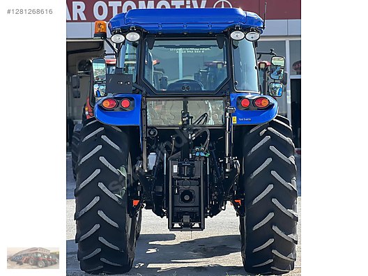 Machinery / Agricultural Machines / Tractors / New Holland / TD110D