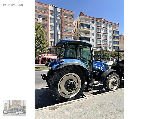 Machinery / Agricultural Machines / Tractors / New Holland / TR5.100