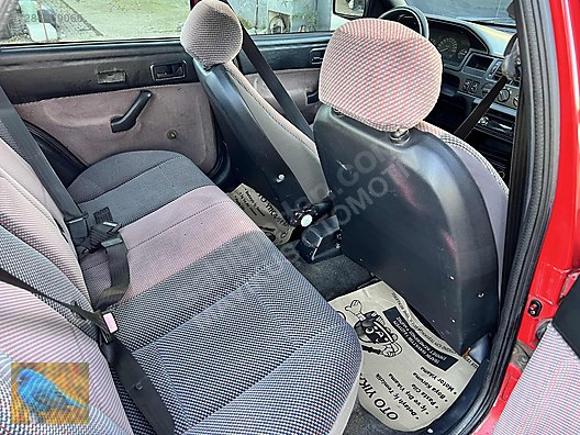 Vasıta / Otomobil / Ford / Escort / 1.6 / CLX