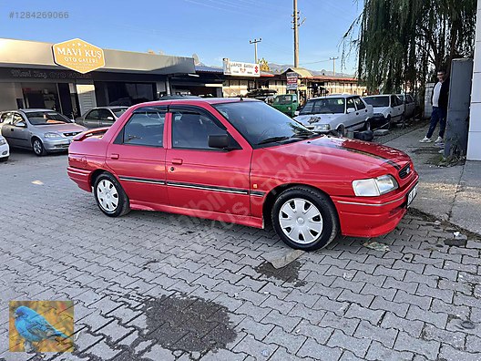 Vasıta / Otomobil / Ford / Escort / 1.6 / CLX