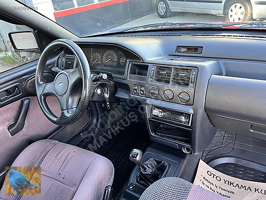 Vasıta / Otomobil / Ford / Escort / 1.6 / CLX