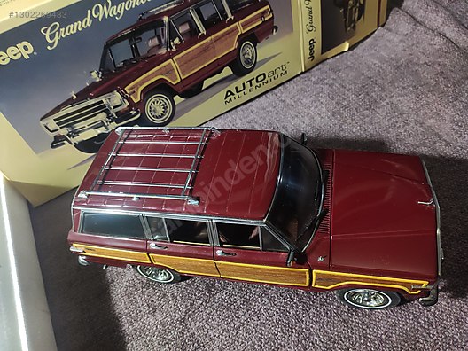 Autoart Diecast Model 1:18 Jeep Araba - 1302269483