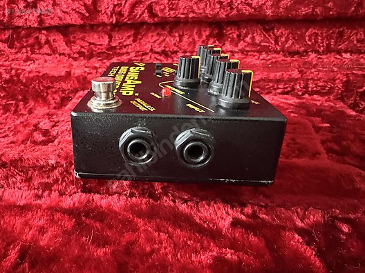 Tech 21 SansAmp Bass Driver DI V1 Klasik Model - Efekt Pedalı ve