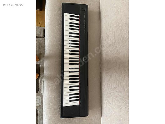 Yamaha top piaggero np12b