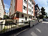 KADİR HAS CAD KOMŞU METRO VE MİNİBÜSE YAKIN ÖN CEPHE ARA KAT 2+1