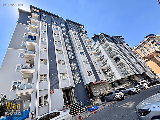 Ümraniye Site Mahallesinde Rampalı 1.000 m² Kiralık Depo Dükkan