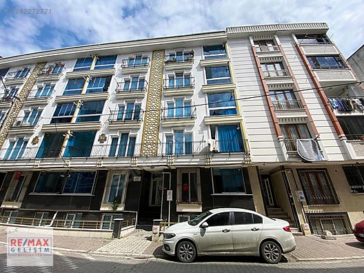 ESENYURT, YEŞİLKENT MAH. GENÇ BİNADA SATILIK 2+1 DAİRE