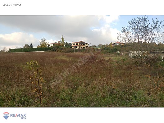 Durusu Park Evleri Boyalık Arnavutköy de Satılık 2700 m2 Arsa Satılık