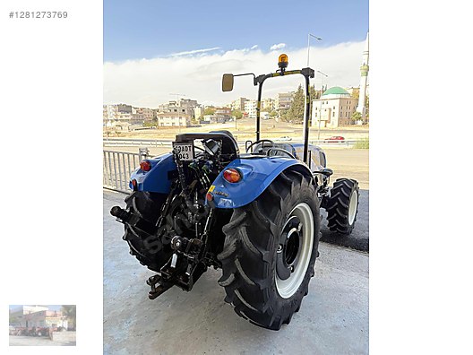 Machinery / Agricultural Machines / Tractors / New Holland / TD4.80B