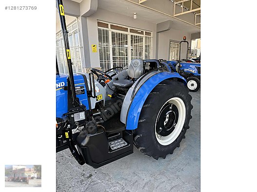 Machinery / Agricultural Machines / Tractors / New Holland / TD4.80B