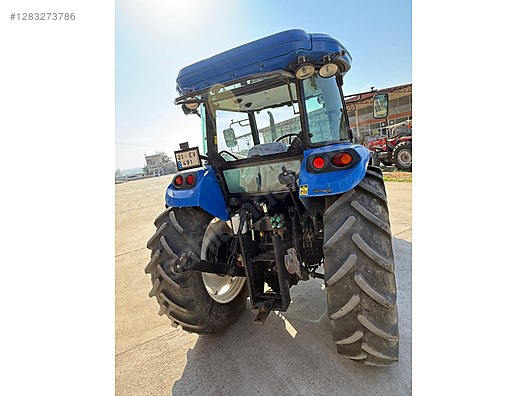 Machinery / Agricultural Machines / Tractors / New Holland / TD110D
