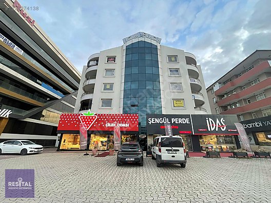 İZMİR YOLUNA CEPHE PRESTİJLİ LOKASYONDA 4+1 SATILIK OFİS İŞYERİ